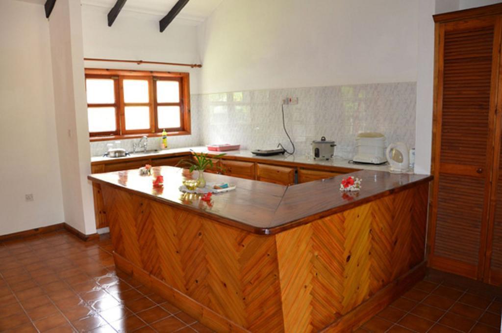 Paradise Flycatcher'S Lodge La Digue Exterior photo